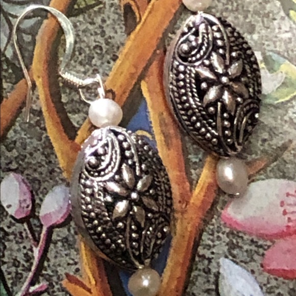 Floral Silver & Pearl Earrings - Picture 6 of 8